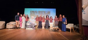 Apresentação no palco da Semana Criativa de Tiradentes 2026